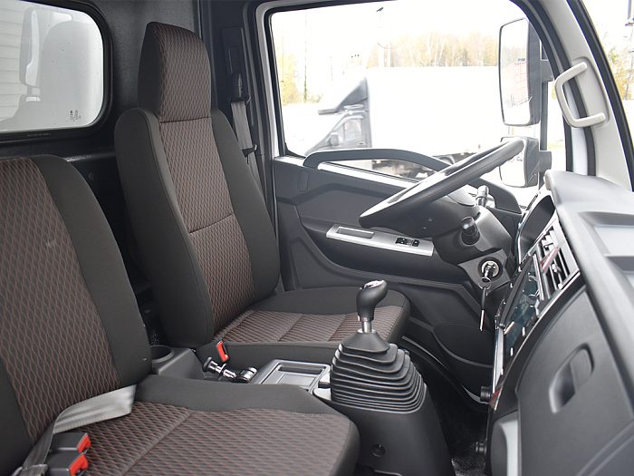 Тентованный фургон DongFeng Z55L